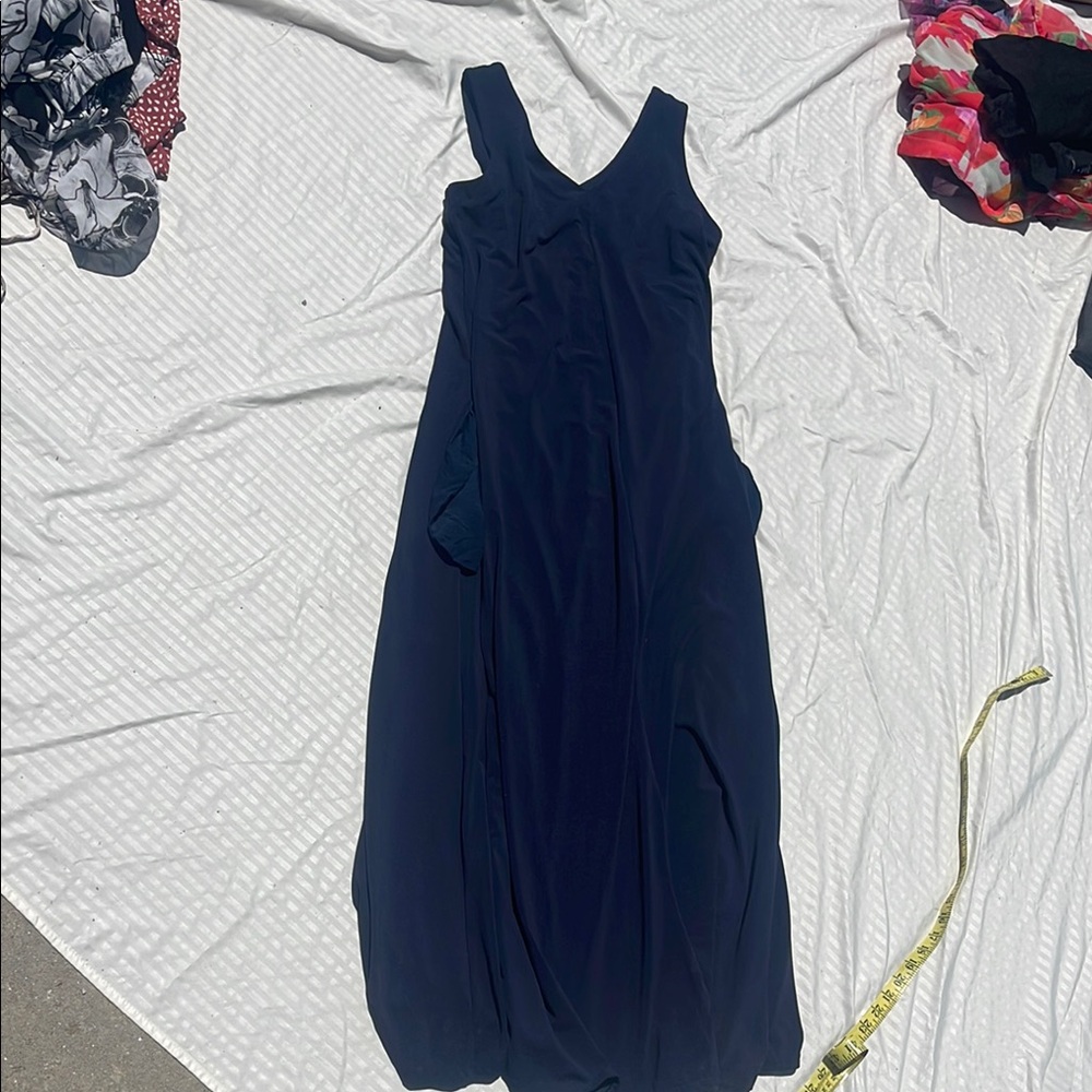Elegant Navy Blue Sleeveless Dress